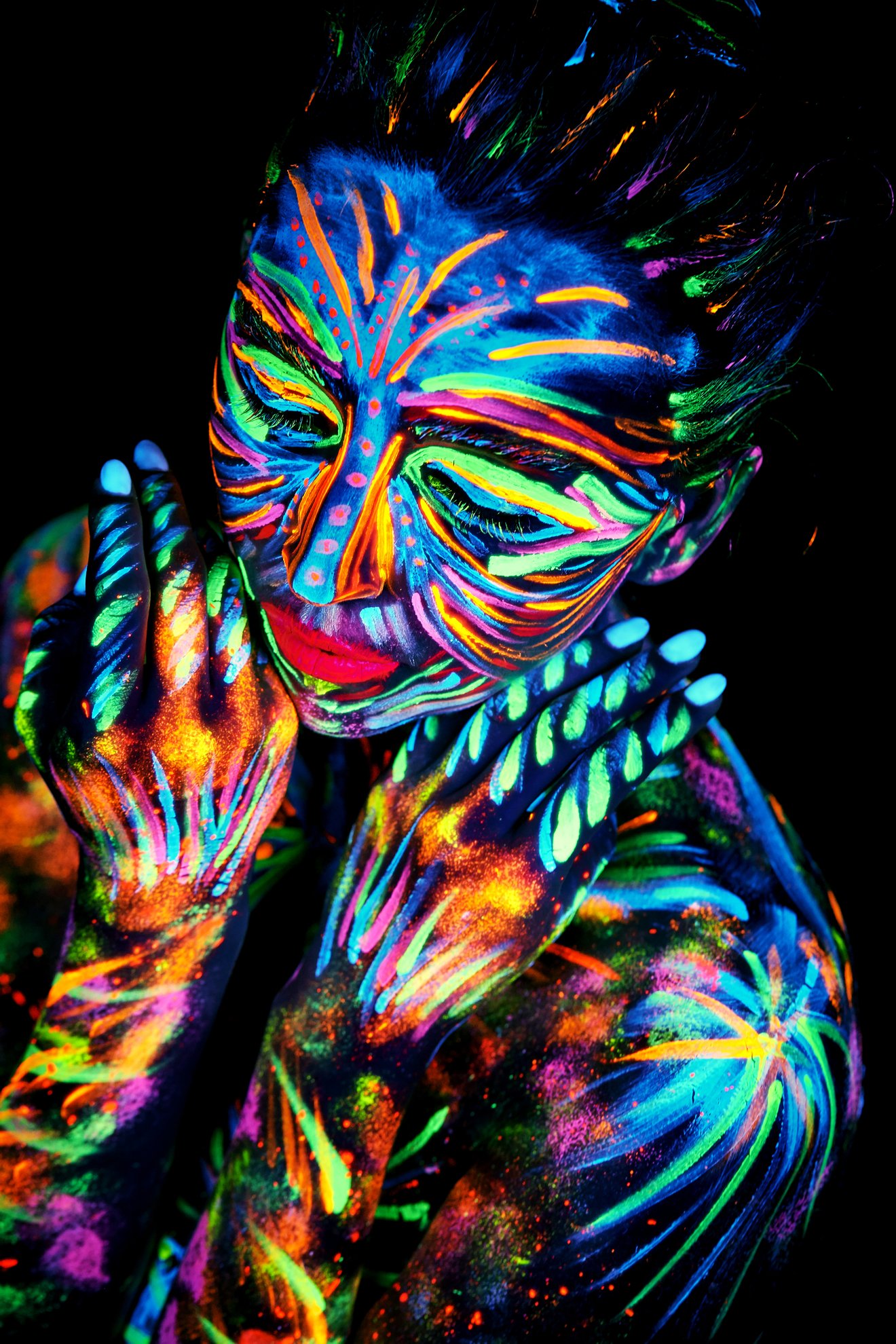 abstract ultraviolet body art-Seed Nft
