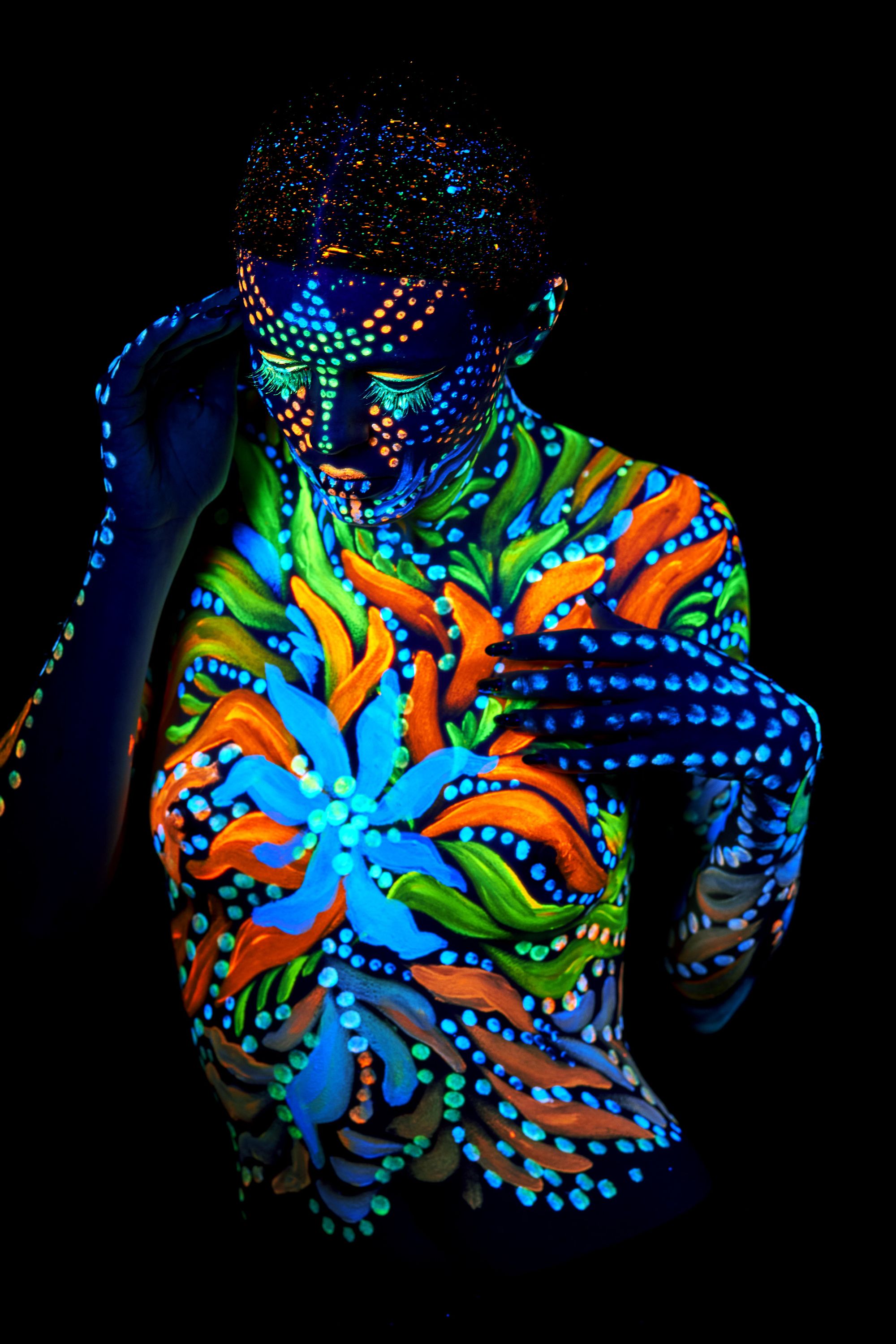 abstract creative ultraviolet body art